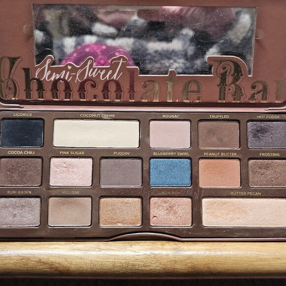 3 x Too Faced SEMI SWEET Chocolate Bar EyeShadow Palette - Picture 4 of 6